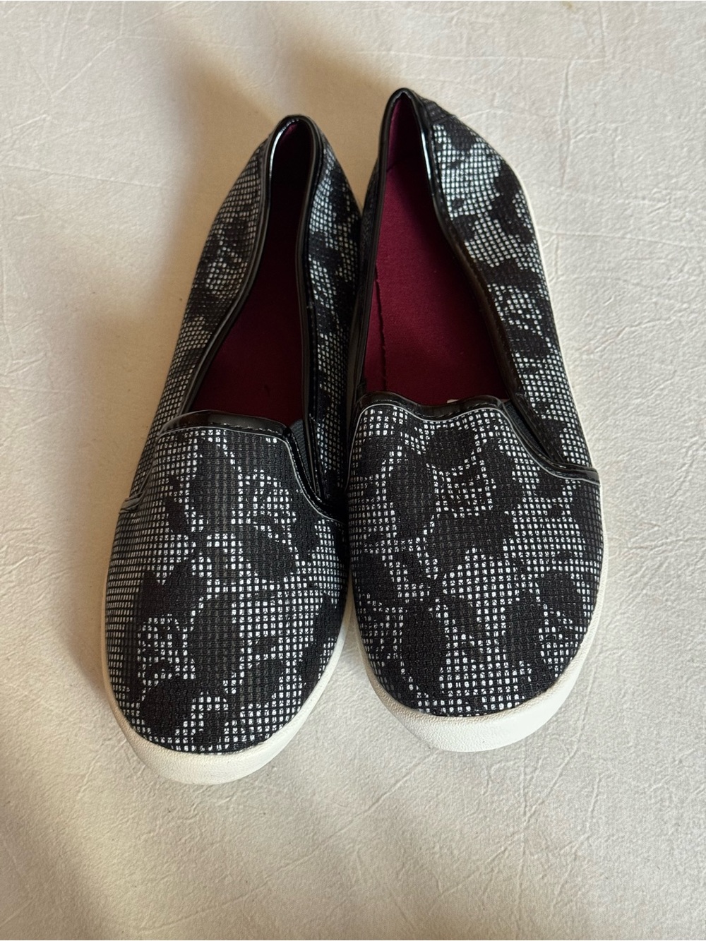 Avon Black & White Lace-Print Slip-On Flats